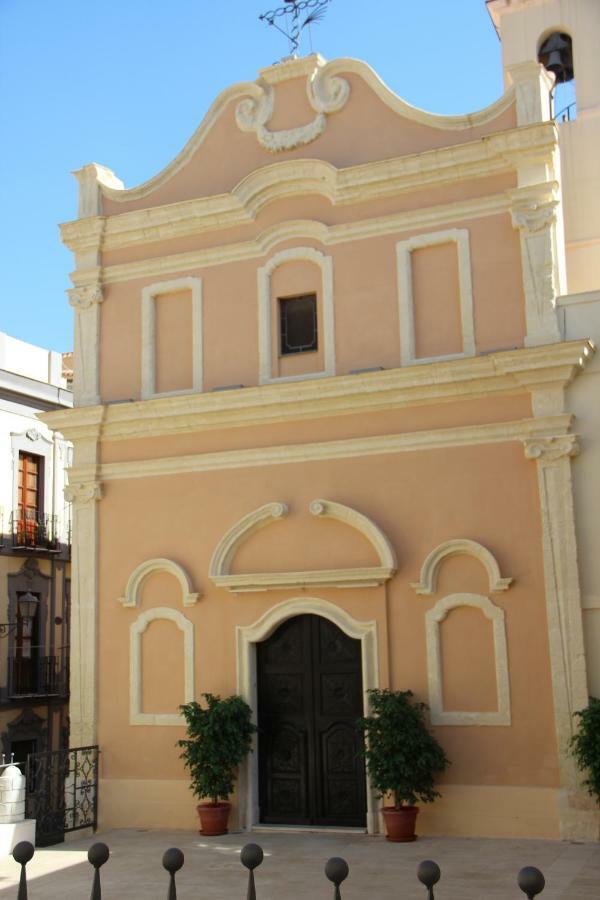 Hotel Sant Efisio Host Cagliari Exterior foto